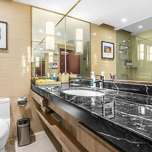 Family King Suite